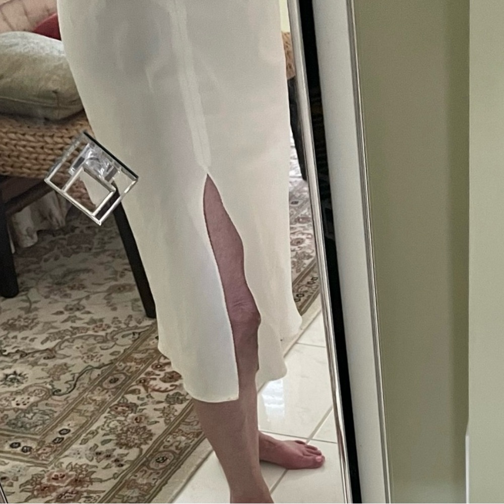 Halston Vintage off white midi half slip/firm price